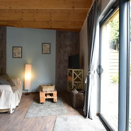 Breton Stone House In Gilles Les Bois * Saint-Gilles-les-Bois